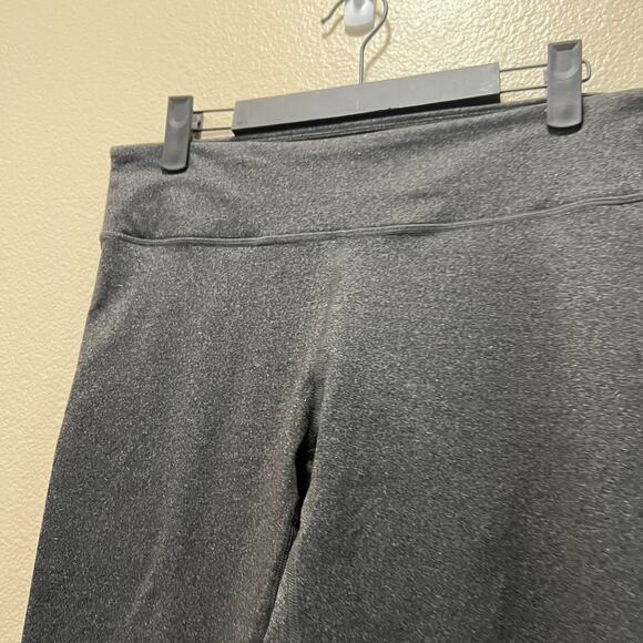 Fabletics Powerhold Gray Mid Rise Marled Gray Athleisure Leggings Size Medium - Picture 3 of 7